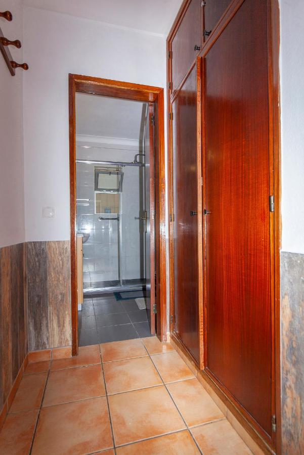 B18 - Village Street Apartment Lagos Ngoại thất bức ảnh